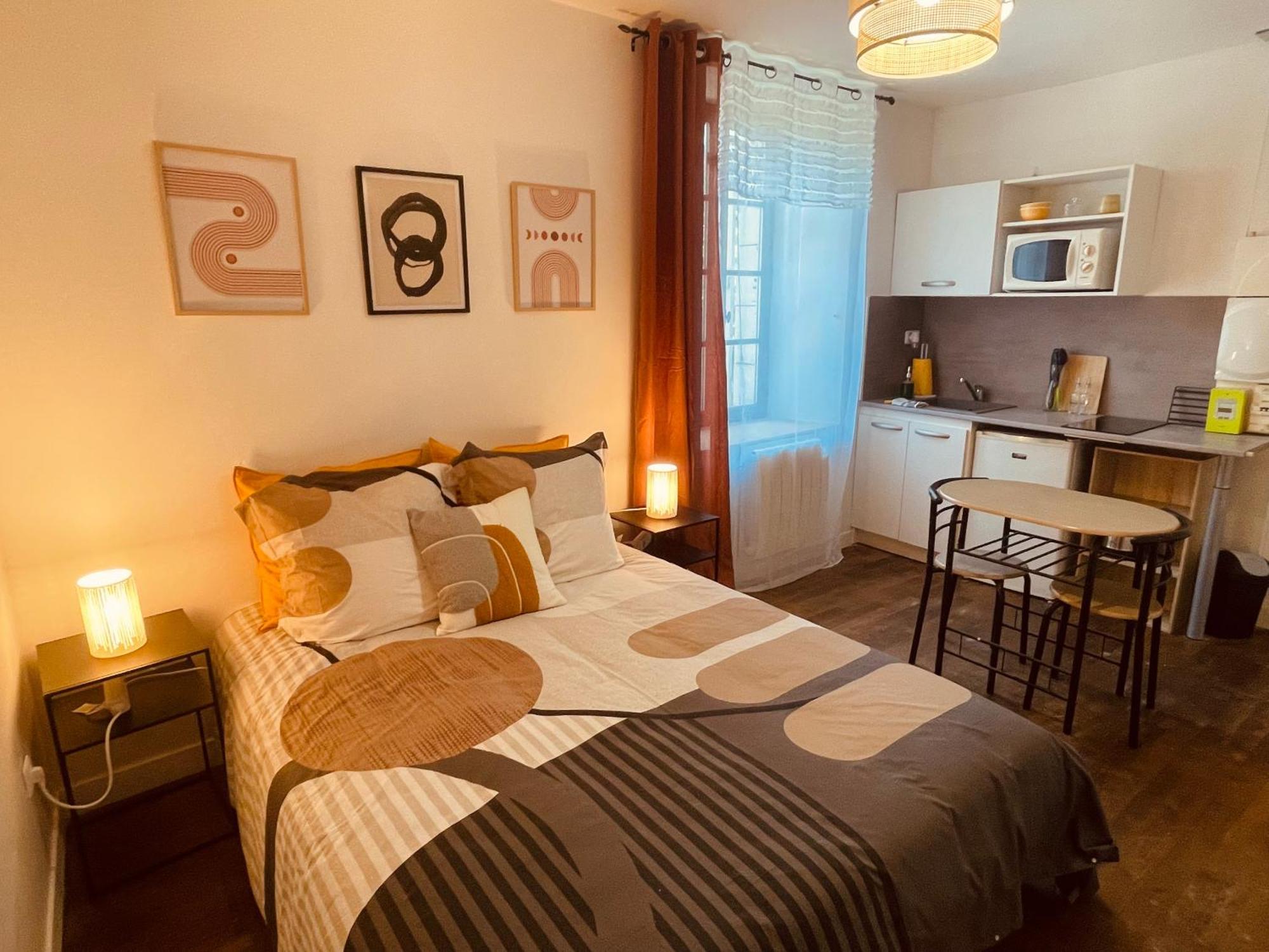 Apartamento Le Romelia - Wifi Fibre - Calme - Parking Angulema Exterior foto